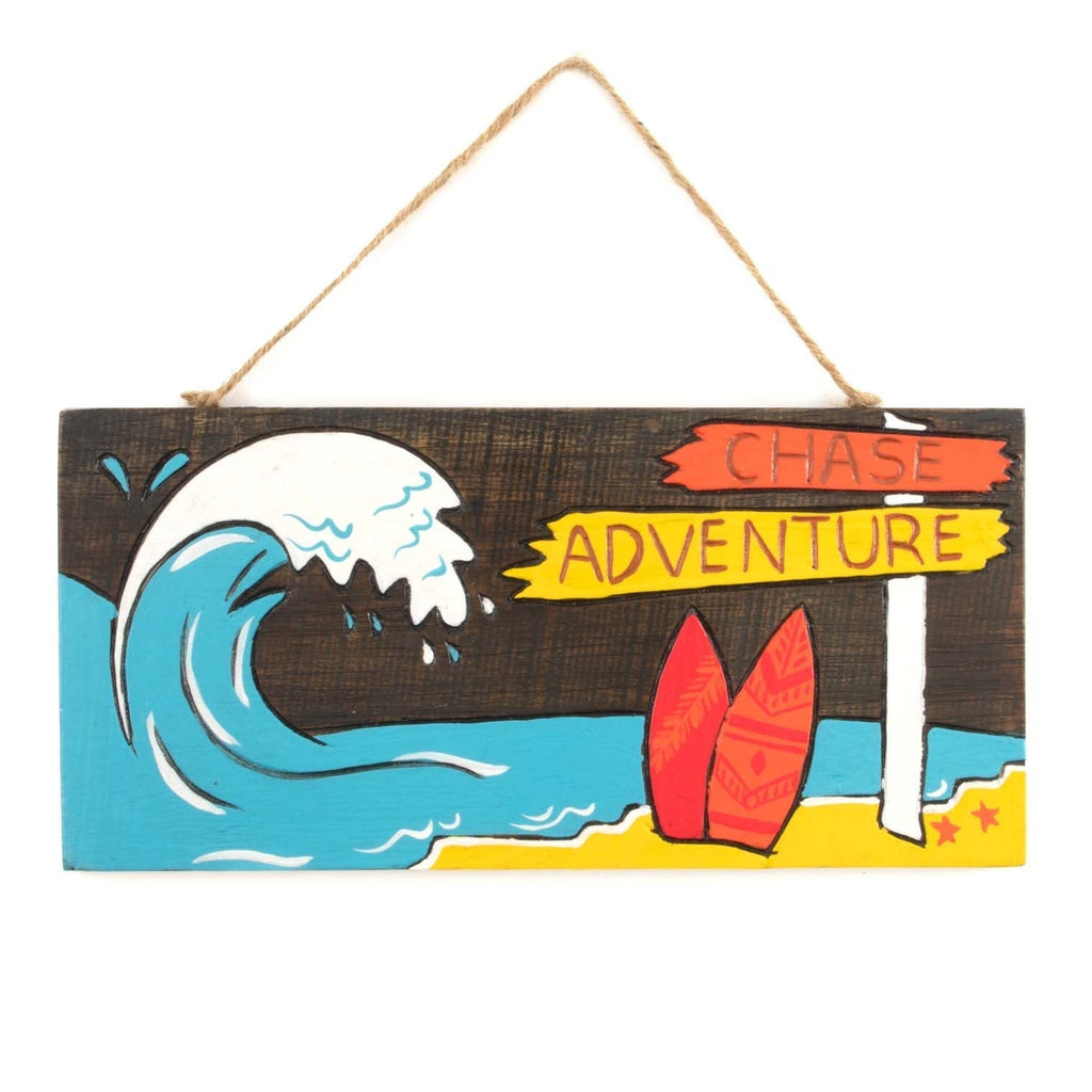 Plaque murale en bois peinte à la main "À la poursuite de l'aventure"