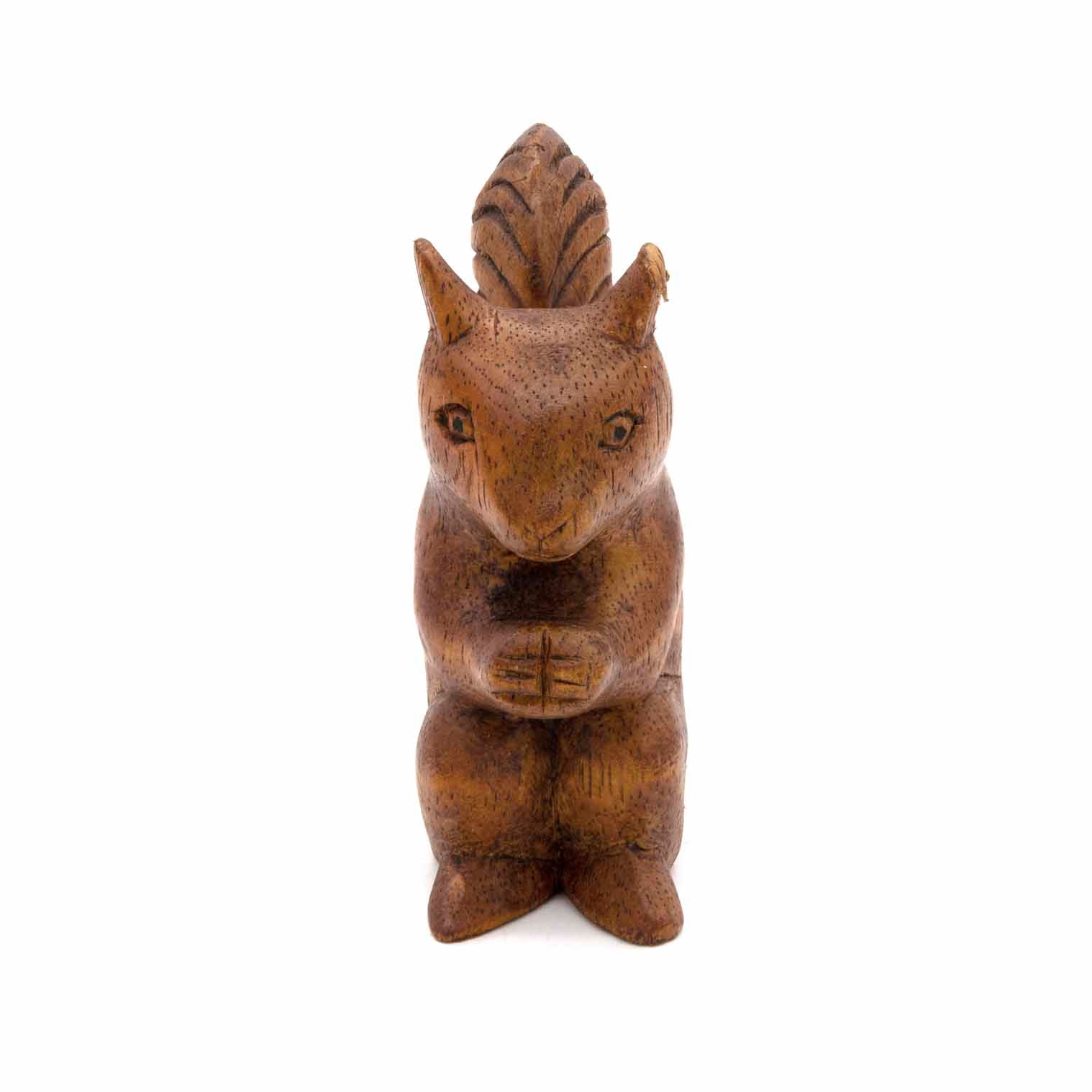 Sculpture d'écureuil