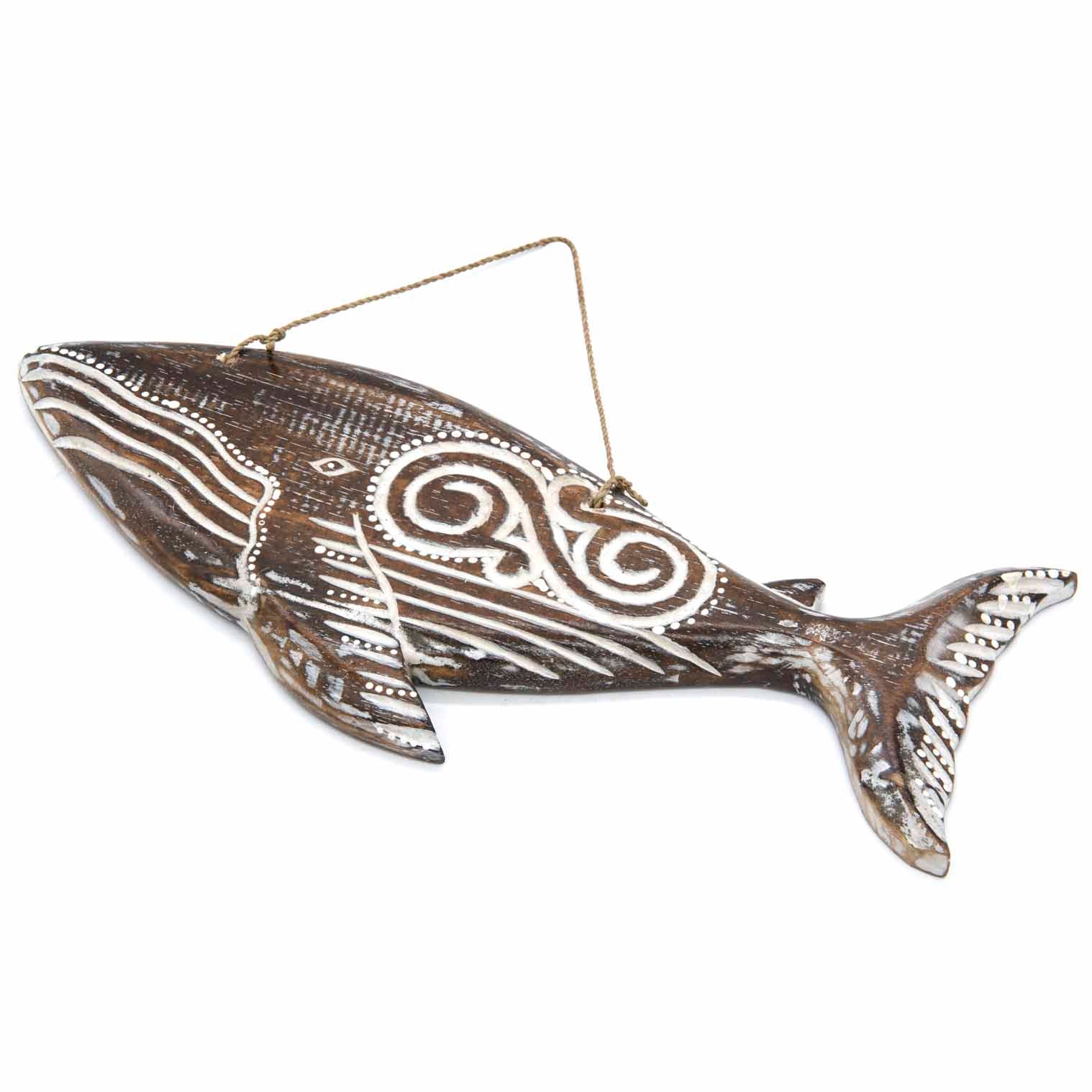 Plaque de baleine sculptée à la main