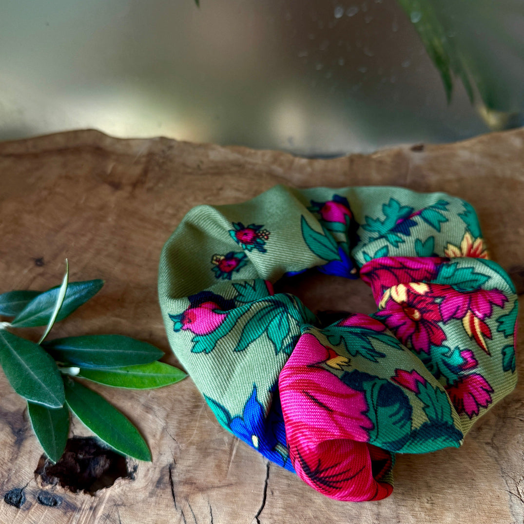 Traditional Fabric Scrunchies with Secret Zipper Pouch | Set of 5 Colors