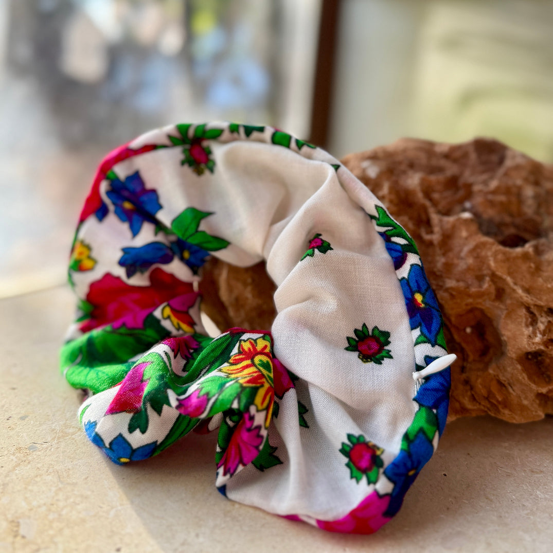 Traditional Fabric Scrunchies with Secret Zipper Pouch | Set of 5 Colors