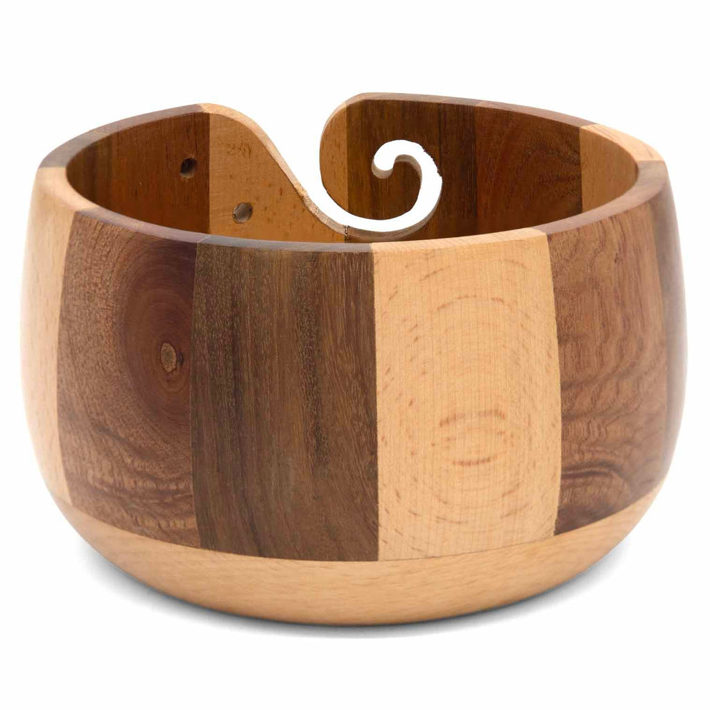 Bol à laine en bois rayé avec fente en spirale