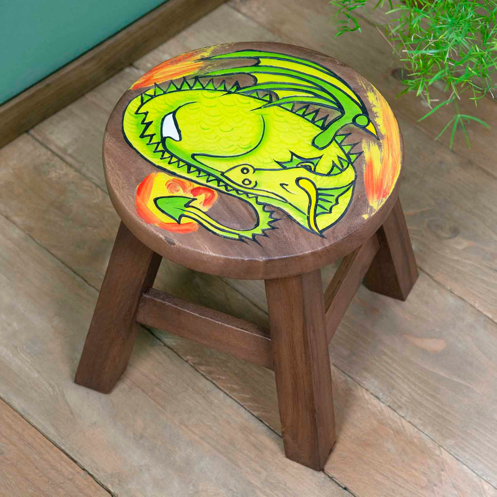 Tabouret en bois de suar sculpté Dragon endormi