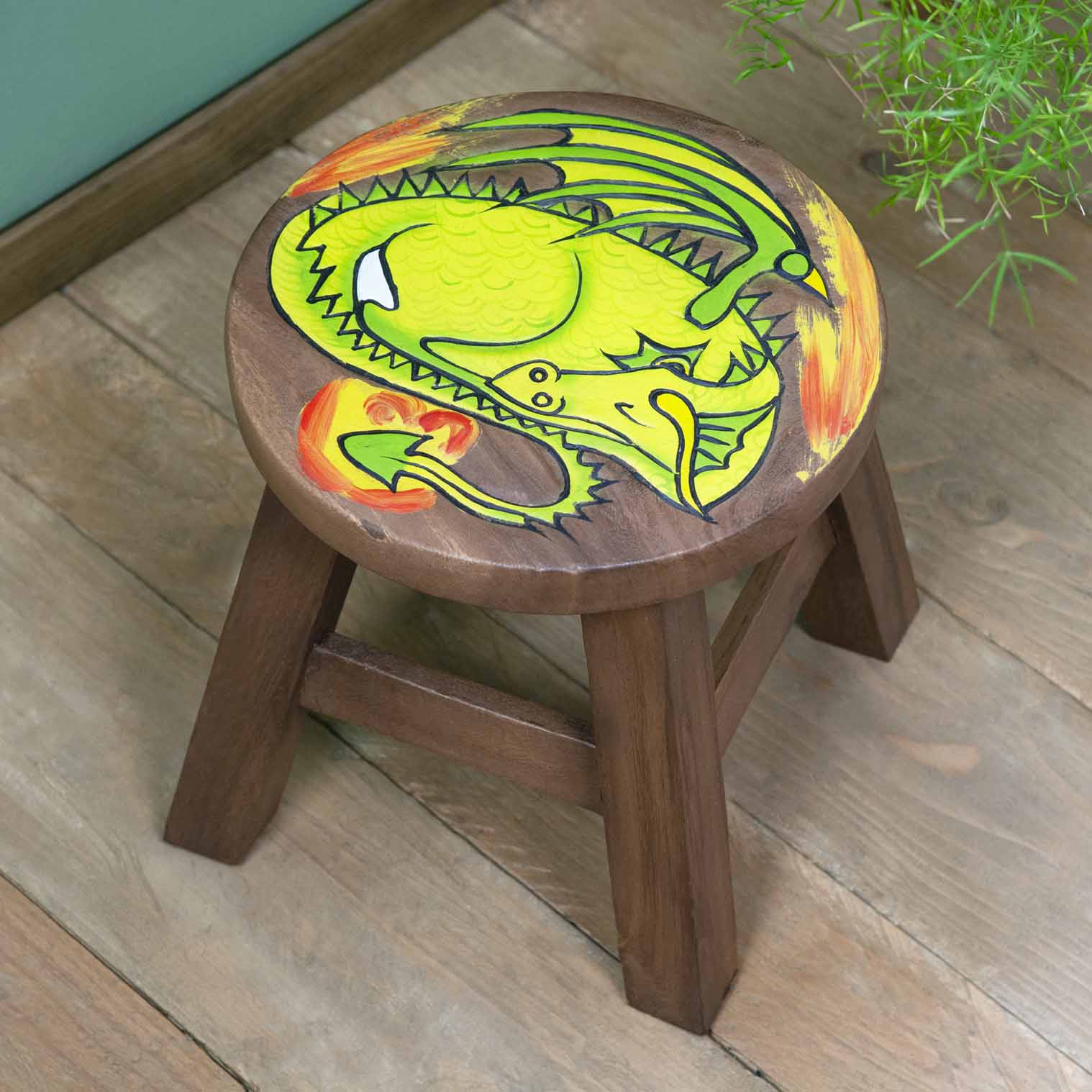 Tabouret en bois de suar sculpté Dragon endormi